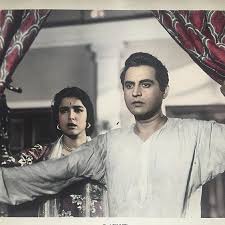 Shuba Khote Guru Dutt Sanjh Aur Savera 1964 In 2020 Bollywood Guru Fictional Characters