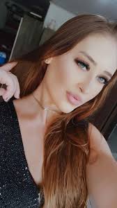 Personal gata larga emprego de R$1.300 reais , para ganhar 15 vezes mais  com criação de conteúdos digitais Expresso RJ