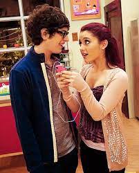 Cat tells dice that jade and sam have never met and if they did, they would kill each other. 12 Cat And Robbie Ideas Victorious Cast Victorious Cat Valentine