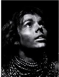 PDF) Performing queer Shakespeare