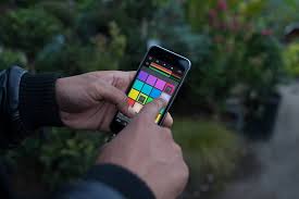 The player features friendly controls and is adorned with beautiful design aesthetics. Best Music Apps For Iphone Ipad 2021 The Must Have Guide Careers In Music