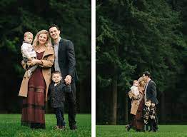 Shootproof Blog Gorgeous Client Galleries Simple Selling Tools So Photographers Are Free To Create Connect Focus On What Matters Most Photography Poses Family Family Photo Pose Family Photoshoot Poses
