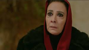 Azize es expulsada de la mansión por Miran