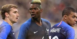 لا يوجد متابع كروي لم يسمع بمسمى منتخب الديوك الذي يطلق كلقب على منتخب فرنسا لكرة القدم، اللقب الذي اشتهر بشكل أكبر بعد فوز فرنسا بمونديال 1998. Ø§Ù„ÙˆØ·Ù† Ø³Ø¨ÙˆØ±Øª Ø¨Ø§Ù„ØµÙˆØ± Ø¥Ø¹Ù„Ø§Ù† Ø£Ø±Ù‚Ø§Ù… Ù„Ø§Ø¹Ø¨ÙŠ Ù…Ù†ØªØ®Ø¨ ÙØ±Ù†Ø³Ø§ ÙÙŠ ÙƒØ£Ø³ Ø§Ù„Ø¹Ø§Ù„Ù… Ù…Ø¨Ø§Ø¨ÙŠ ÙŠØ±ØªØ¯ÙŠ Ø§Ù„Ù‚Ù…ÙŠØµ 10