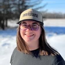 Michelle Hecht's Instagram, Twitter & Facebook