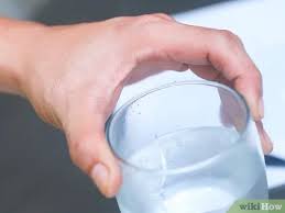 Il est aussi important de savoir que les bois sont classés en 5 catégories selon leur résistance à l'eau. Comment Avaler Rapidement De L Eau 10 Etapes Wikihow