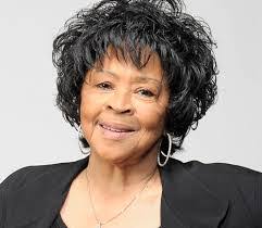 Yvonne Stapleton's Instagram, Twitter & Facebook