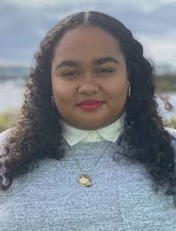 Bermuda College graduates told to keep challenging themselves