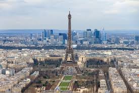 Le paysage résulte de l'interaction continue entre les facteurs naturels et les activités humaines qui modèlent les territoires. Paysage Urbain Paris Photo Stock Image Du Paysage Paris 63105078