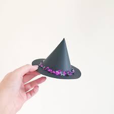 Diy Mini Witch Hat Tutorial And Free Downloadable Template On Theseglitteryhands Com Evidence Of Me Wearing It To Dance Aro Witch Hat Diy Witch Diy Craft Blog