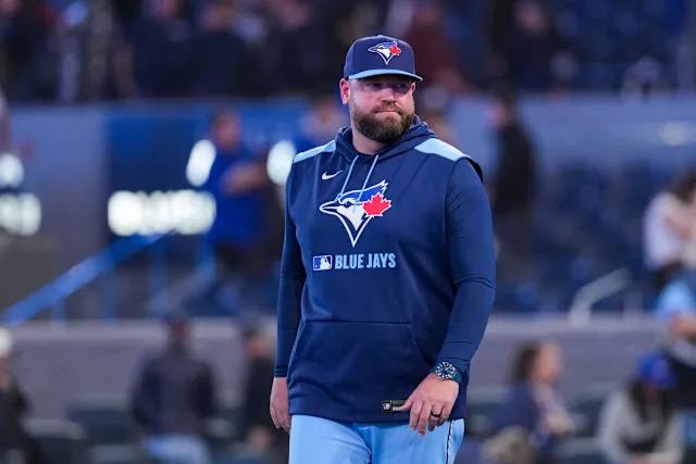 Blue Jays Facing Major John Schneider Decision - Yahoo Sports