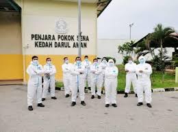 2.pusat khidmat parlimen pokok sena membentuk lima kumpulan untuk mengagih sumbangan. Female Frontliner Treating Covid 19 Patients In Alor Setar Prison Gets Sexually Harassed World Of Buzz