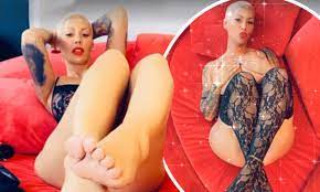Amber Rose sends temperatures soaring as she poses TOPLESS for sizzling  snap to plug her OnlyFans | Daily Mail Online