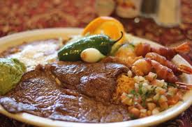 Coloca las 2 libras de arrachera o bistec de falda en un plato grande para hornear y, si usas la cebolla cortada, añada las rodajas sobre la carne. Pin On Patrick Hathaway La Comida Centroamericana