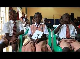 أوغندا تسعى لغة البلاد المحلية في مواجهة اللغة الانكليزية Youtube