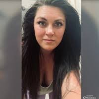 Amanda Shriver's Instagram, Twitter & Facebook