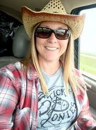 Sherri Ulrich's Instagram, Twitter & Facebook