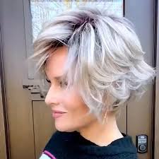 Manuela Fox (foxmanuela)