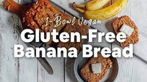 Normally i like my banana bread/muffins with nuts, but because of the delicious (and crispy) topping, i didn't miss the nuts at all. 1 Bowl Vegan Gluten Free Banana Bread Minimalist Baker Recipes Youtube