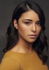Fan Casting Nicole Muñoz as Lori Jimenez in The Transformers