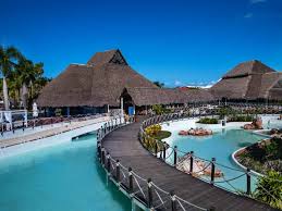 Varadero Cuba All Inclusive Vacation Deals Sunwing Ca In 2020 All Inclusive Vacation Deals Vacation Deals All Inclusive Vacations