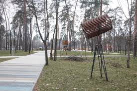 Находится между улицами тростянецкой и славгородской. Rekonstrukciya Po Kievski Park Partizanskoj Slavy