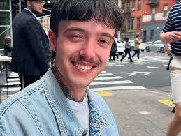 Sarah Gunn Pack (@sewfabulousap) • Instagram photos and videos