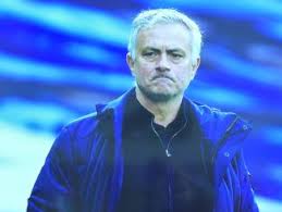 Carlos tusquets es el presidente de efpa españa (european financial planner association). Ù‚Ø§Ù„ Ø±Ø¦ÙŠØ³ Ø¨Ø±Ø´Ù„ÙˆÙ†Ø© Ø§Ù„Ù…Ø¤Ù‚Øª Ø¥Ù†Ù‡ ÙƒØ§Ù† Ø³ÙŠØ¨ÙŠØ¹ Ù„ÙŠÙˆÙ†ÙŠÙ„ Ù…ÙŠØ³ÙŠ Anytime Football