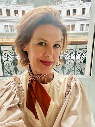 Hello! I'm looking for a room, or studio in paris from august 1st ! if  someone has available !!