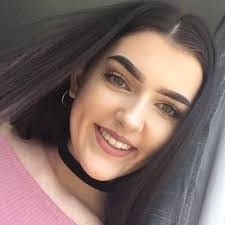 Lottie Evans's Instagram, Twitter & Facebook