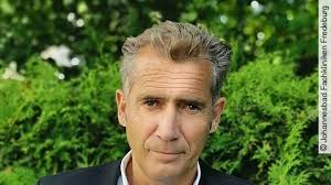 Mandy Wolf ist Leiterin Kommunikation und Marketing der Paracelsus-Kliniken 