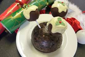 Dec 30, 2018 · once the cake pops have been in the freezer for 20 min, dip each into the cup and tilt to the sides slowly to make sure the entire cake pop is covered. Christmas Pudding Cake Pops Recipe