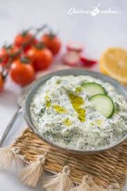 Tzatziki Dip De Concombre En 2020 Tzatziki Alimentation Et Concombre
