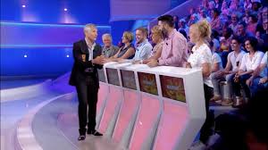 Cette émission est diffusée à midi, du lundi au samedi, et peut également être visionnée en replay. Tout Le Monde Veut Prendre Sa Place Speciale Fete Du Cinema En Streaming Replay France 2 France Tv