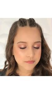 kaneez khan (kaneezzk)