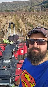 Hi everyone! I just arrived in Auckland and I'm currently looking for work  or a woofing opportunity.** I'm happy to travel anywhere in the country,  but I don't have a vehicle yet —