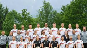 4,450 likes · 25 talking about this. Frauen Wm 2019 Deutschland Kader Mit Allen Spielerinnen Im Uberblick Fussball