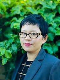 Julia Lockett's Instagram, Twitter & Facebook