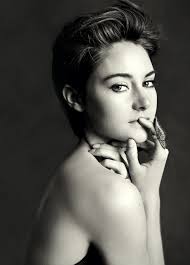 Debs Berry's Instagram, Twitter & Facebook