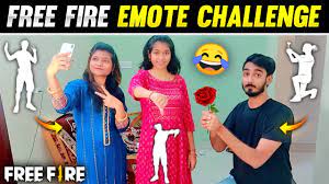 Bukan hanya itu saja, kalian semua bisa mendapatkan penasaran? Real Life Emote Challenge Aawara Vs Aawari And Arshi 1 Vs 2 Clash Squad Free Fire Youtube