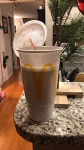 تويتر Melissa Gilkes Smith على تويتر So Got My Daughter A Mcdonalds Large Sweet Tea She Gets Home And Finds 2 Small Cups Inside The Large Cups Uh Seriously Fail Https T Co 6kt4xymmxb