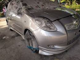 Tadinya sih mau bareng sama temanku, tapi mereka baru balik besok, akhirnya naik kereta api tuh. 4 Penyebab Cat Dan Clear Coat Motor Lama Kering Dan Cara Mengatasinya Suryadidik Com