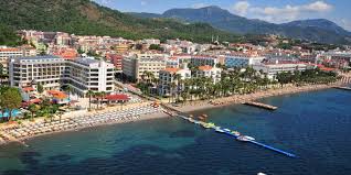 Son derece yumuşak bir kumu olan plaj ile beraber ve sakin ılık bir denizi vardır. Marmaris Plajlari Rehberi En Iyi Plajlar Imkanlar Tavsiyeler