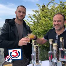 Marko arnautović plays for english league team east london (west ham united) and the austria national team in pro m. Hitradio O3 Marko Arnautovic War Bisher Nur Fur Seinen Facebook