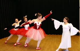 Ozer, 171 Cedar stage 'Queen of Hearts'