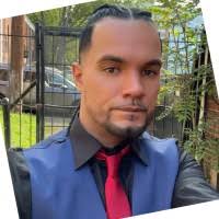 Kenneth Robles's Instagram, Twitter & Facebook