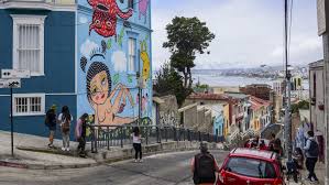 Mon laferte es una cantante y compositora chilena, conoce su música. Mon Laferte Y Polemica Por Mural Chile Tiene Problemas Reales Que Atender Meganoticias