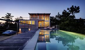 While most houses want a pool with the view, this house comes with awesome view of the pool. 100 Pool Houses To Be Proud Of And Inspired By