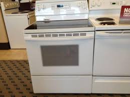 kitchen stove: kitchen aid electric stove