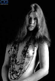 Stevie Nicks Topless - Mega Porn Pics